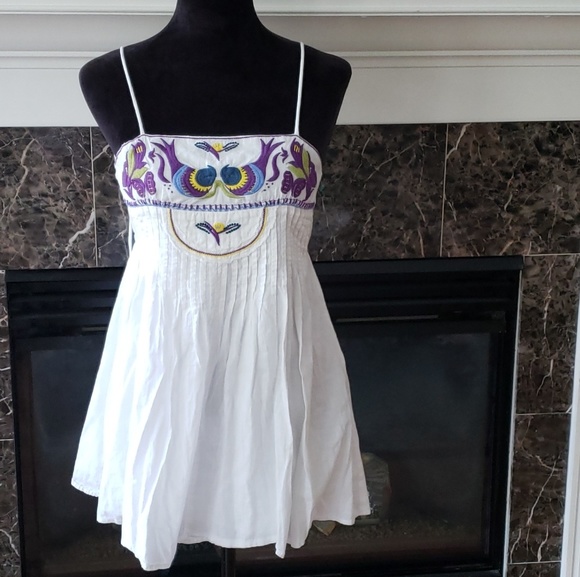 Free People Dresses & Skirts - Free People Love Birds Embroidered Dress size 4